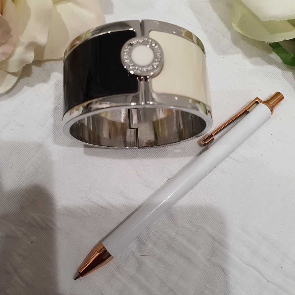 Mimco vintage cuff - Picture 4 of 4